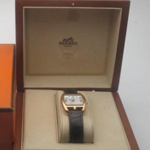 Ladies Quartz Watch